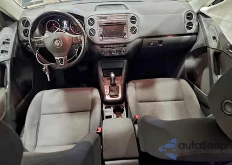 2015 Volkswagen Tiguan S z USA, uszkodzony, nr VIN WVGAV7AX0FW530643